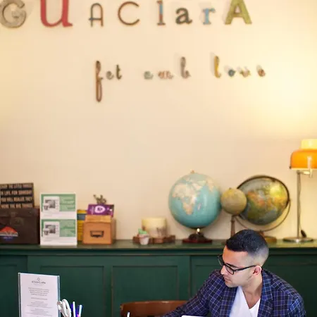 Aiguaclara فندق